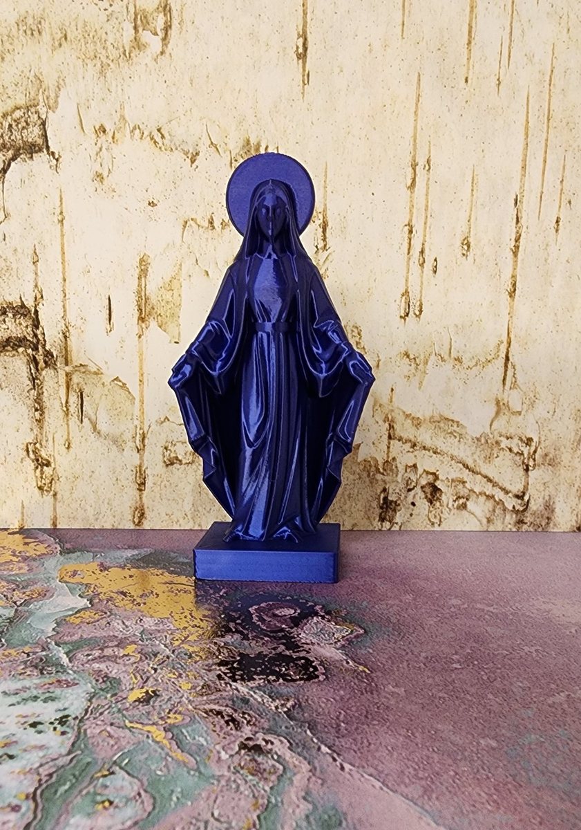 Holy Mary statue
