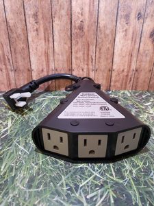 Smart Waterproof Outdoor Plug with 3 Ground Outlets