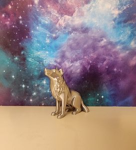 Sitting Wolf