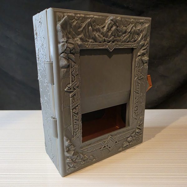 Stoneveil Card Box